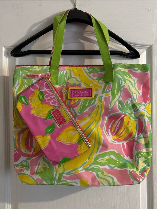 Lilly Pulitzer Handbags - Lilly Pulitzer by Estée Lauder Pink & Green Citrus Tote Bag with cosmetic bag